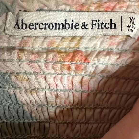 Abercrombie & Fitch Multicolor Smocked Crop Top - Picture 4 of 5